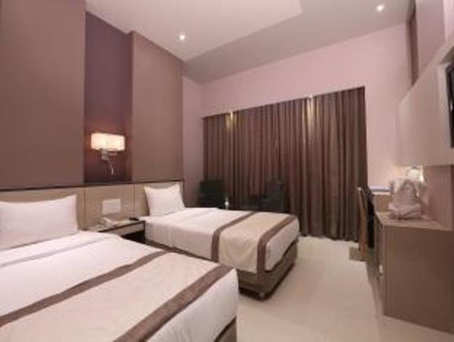 Amaya Bareli Quarto foto