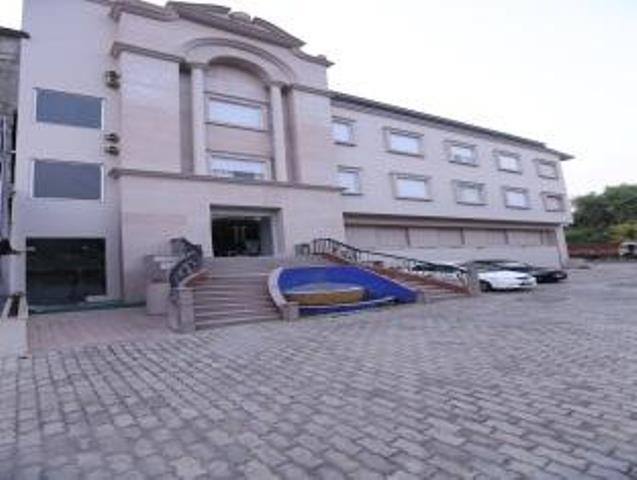 Amaya Bareli Exterior foto